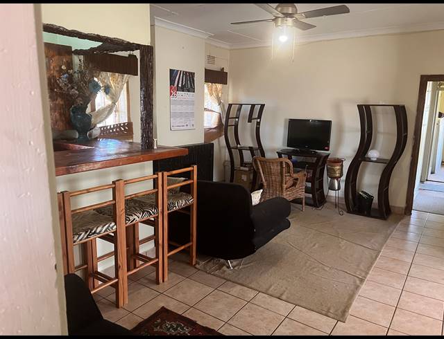 3 BEDROOM FREEHOLD FOR SALE IN SOUTH HILLS